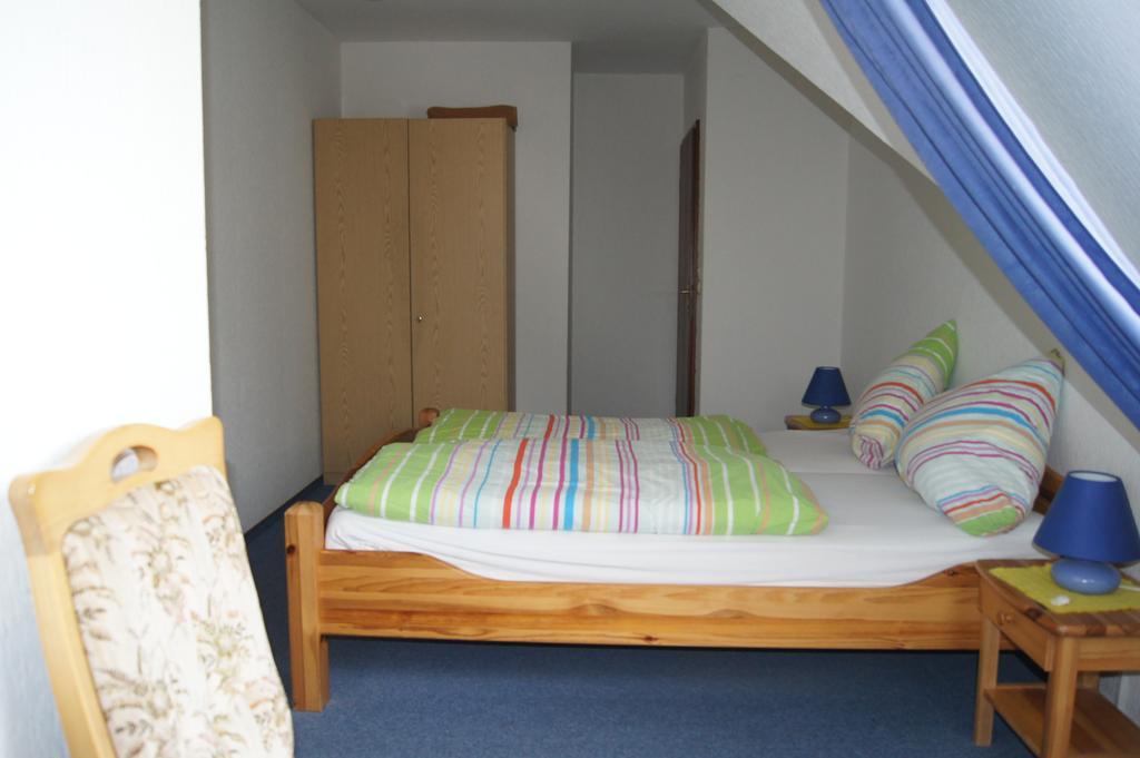 Hotel Dorfkrug Buesum Oda fotoğraf
