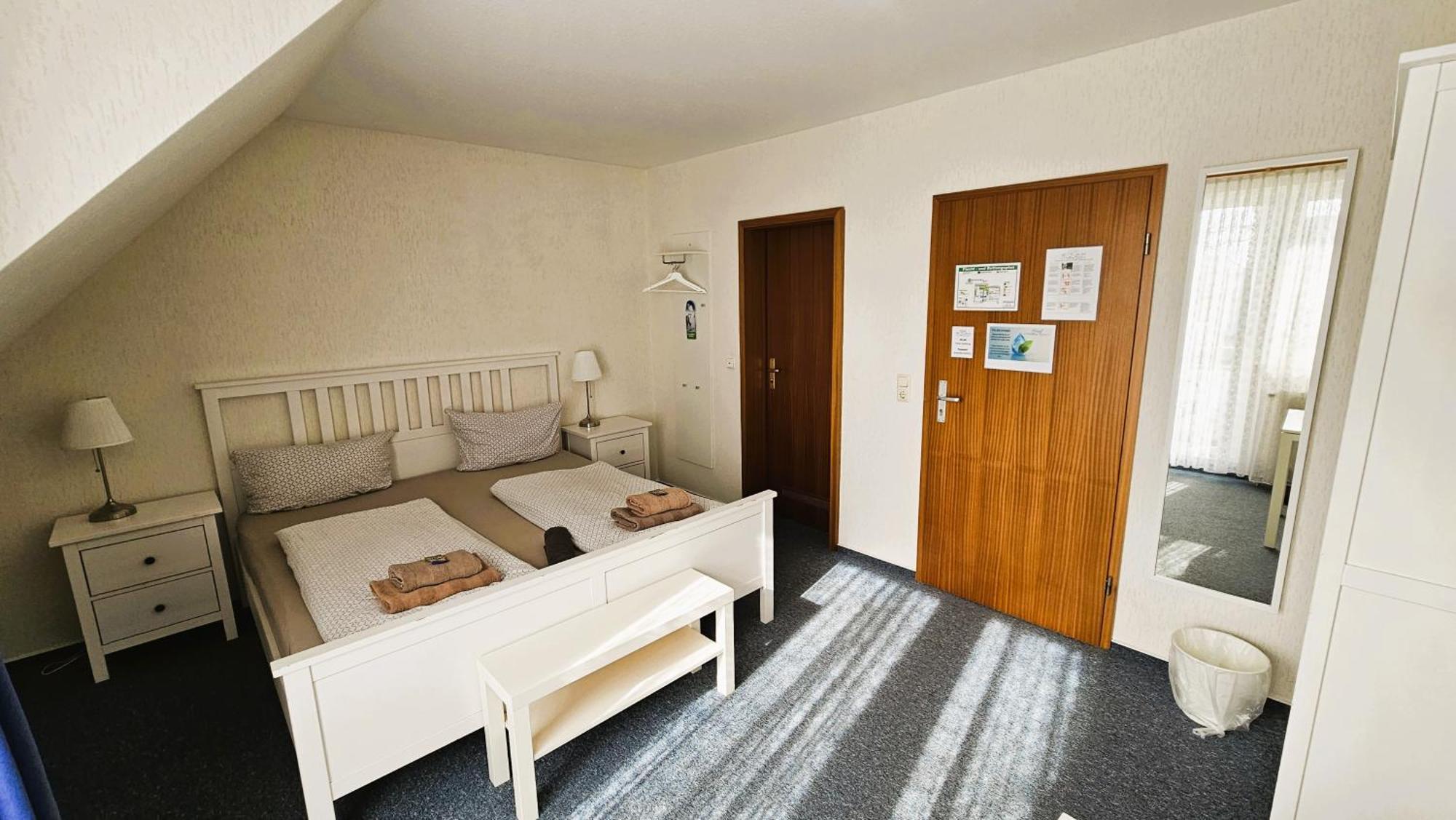 Hotel Dorfkrug Buesum Oda fotoğraf