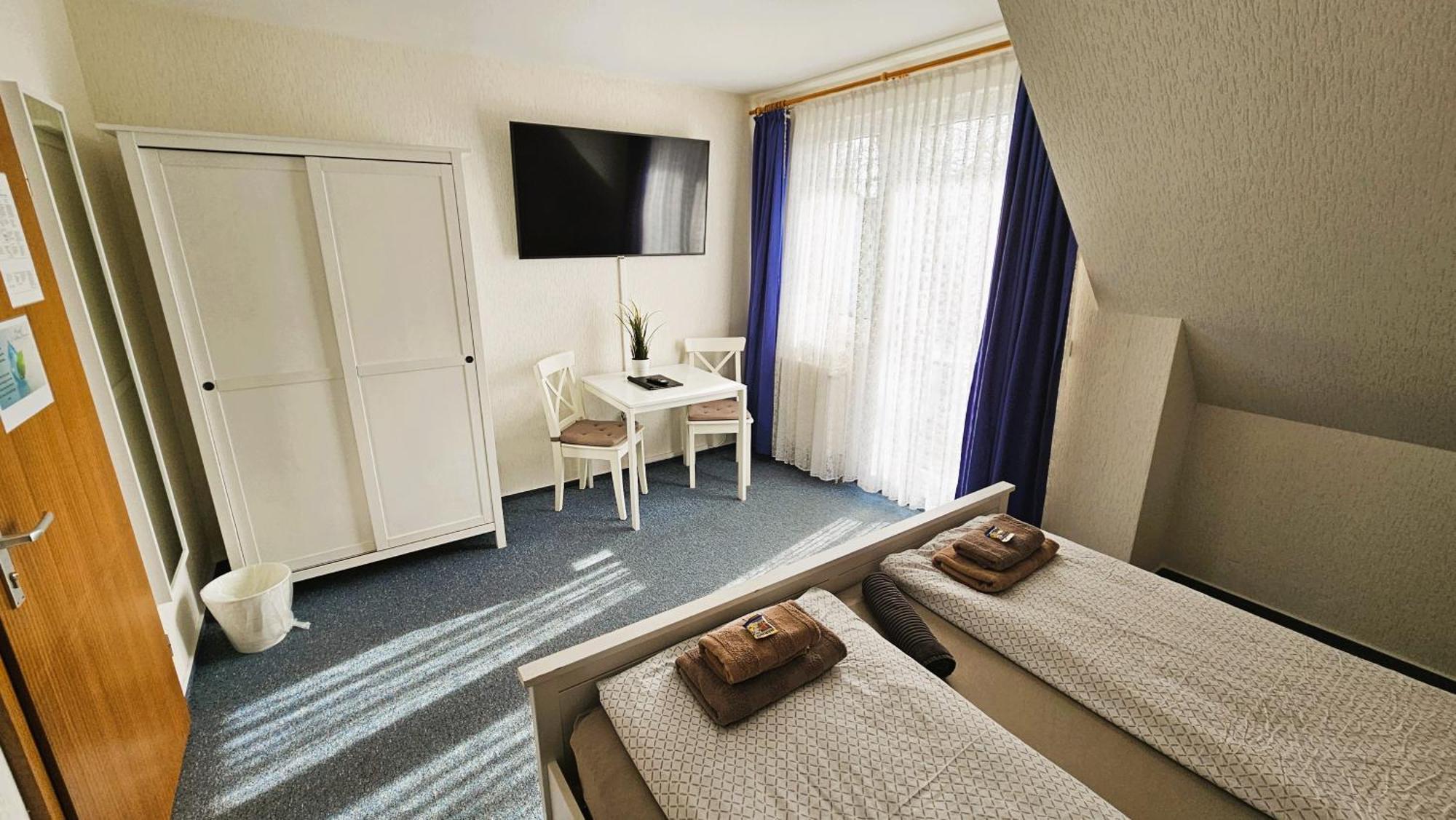 Hotel Dorfkrug Buesum Oda fotoğraf