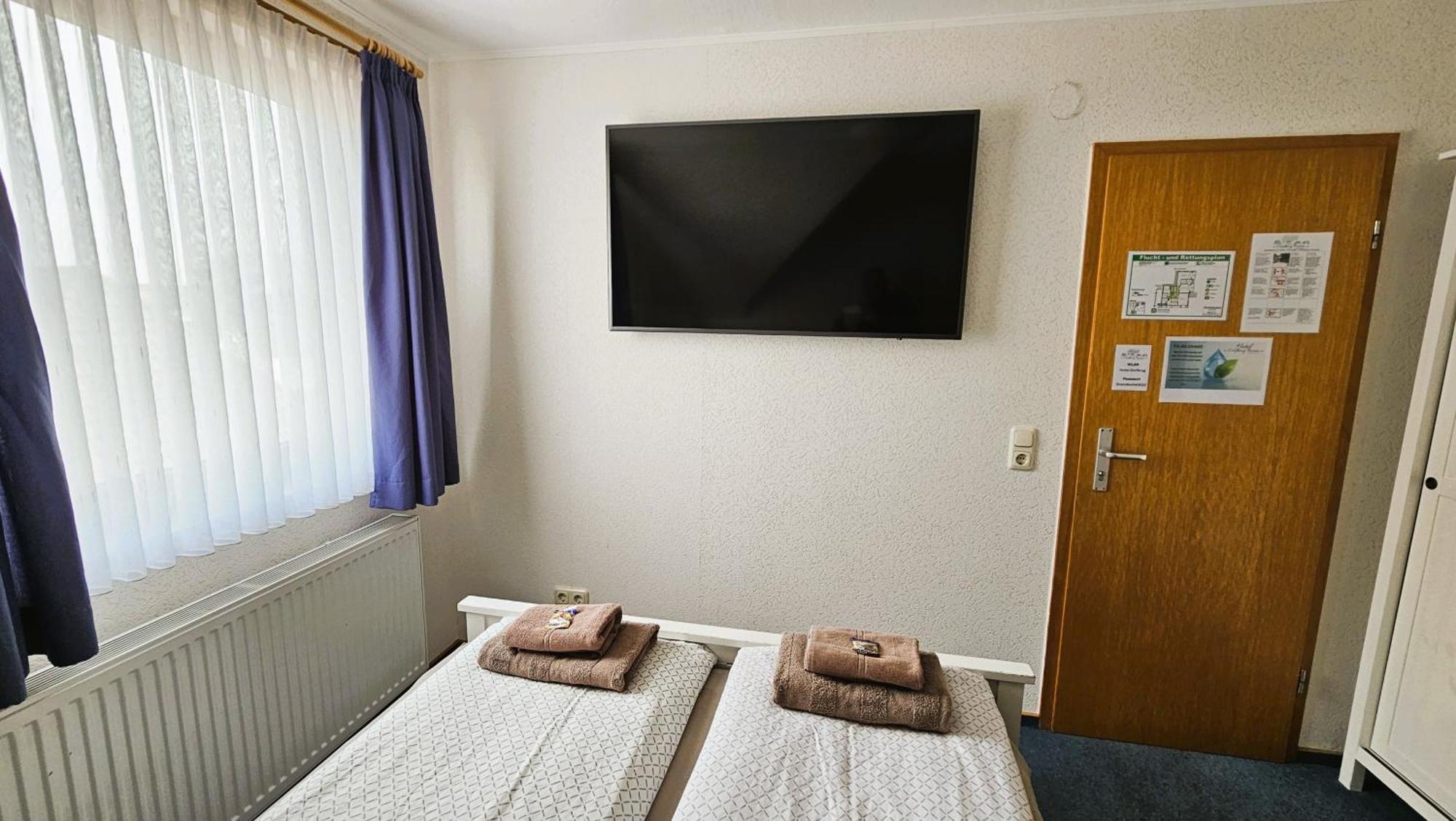 Hotel Dorfkrug Buesum Oda fotoğraf